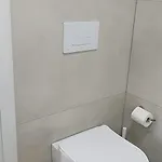 Hotell Radio Lushnjë
