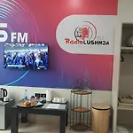 Radio *
