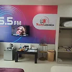 Radio *