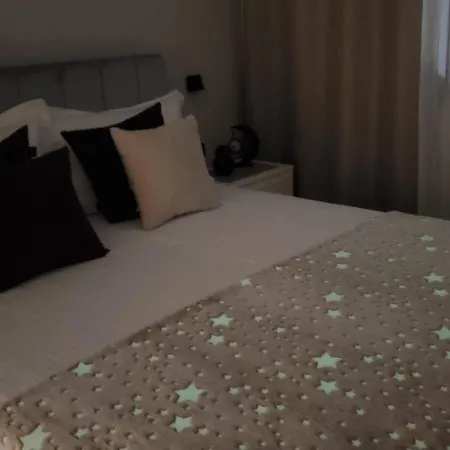 Hotel Radio