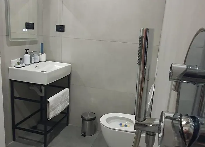 Radio Hotel Lushnjë