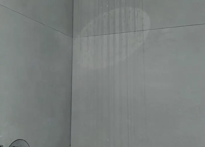 Radio Hotel Lushnjë